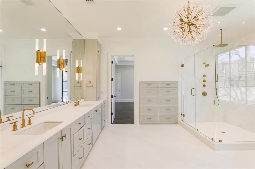 8535 Groveland Dr - Media 4