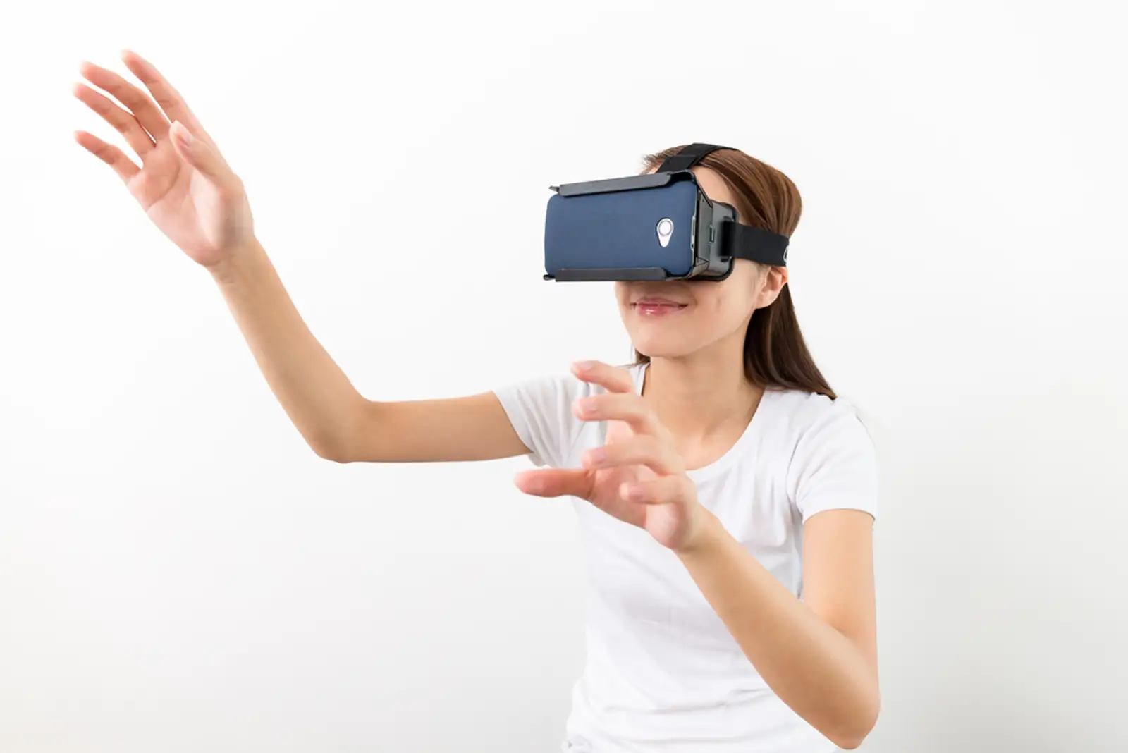 Young Woman experience virtual reality on cellphone.jpeg