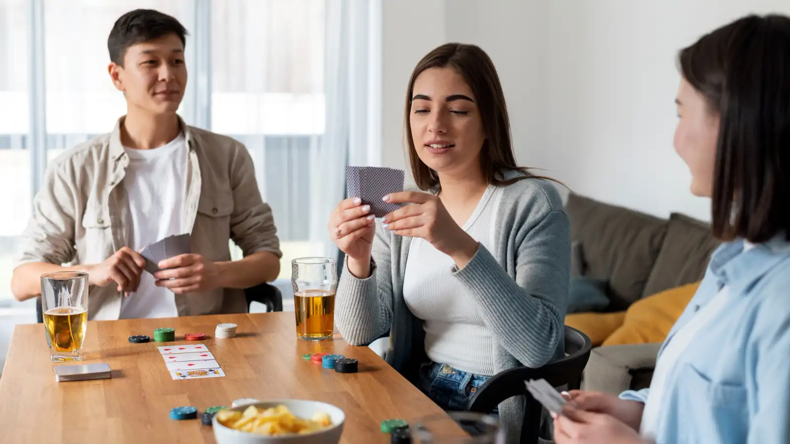friends-playing-poker-together.jpg