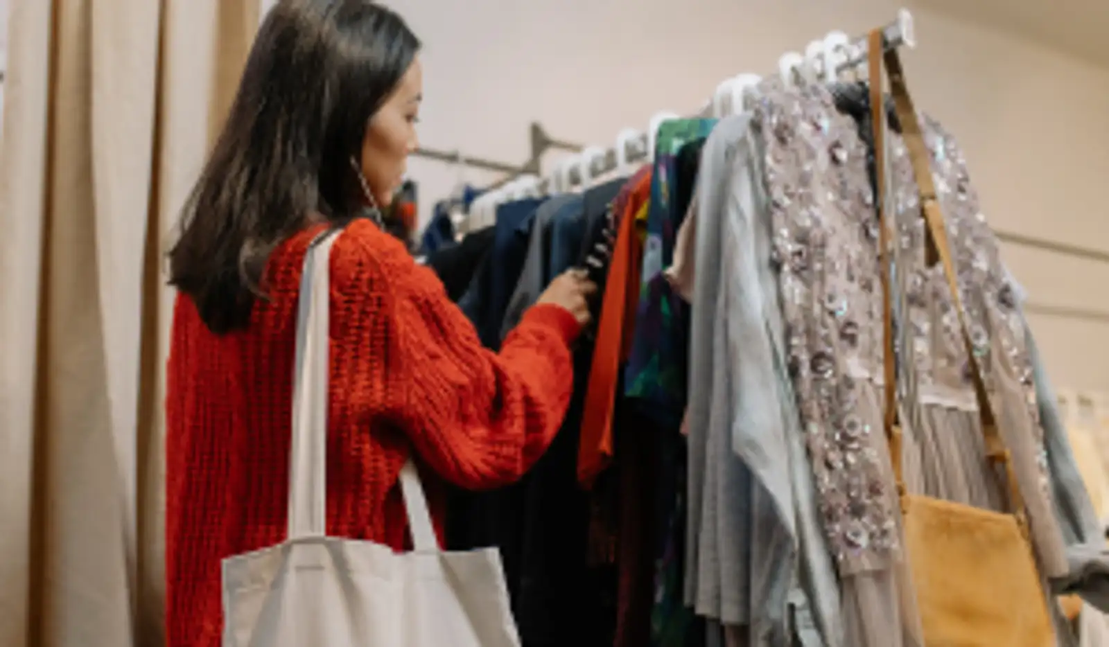 featured image shop second hand.png