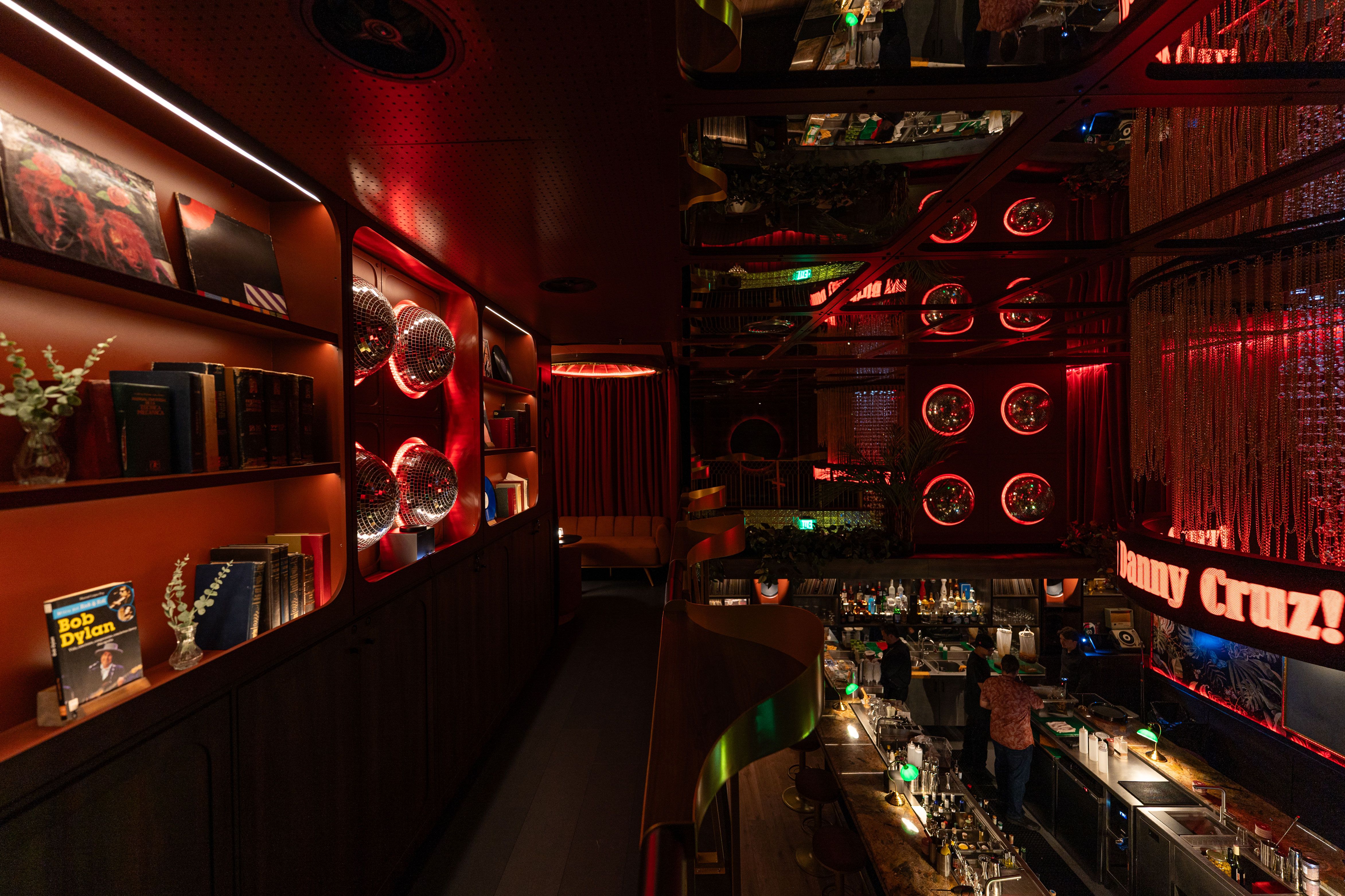 TRAGOS AMARGOS — New Orleans