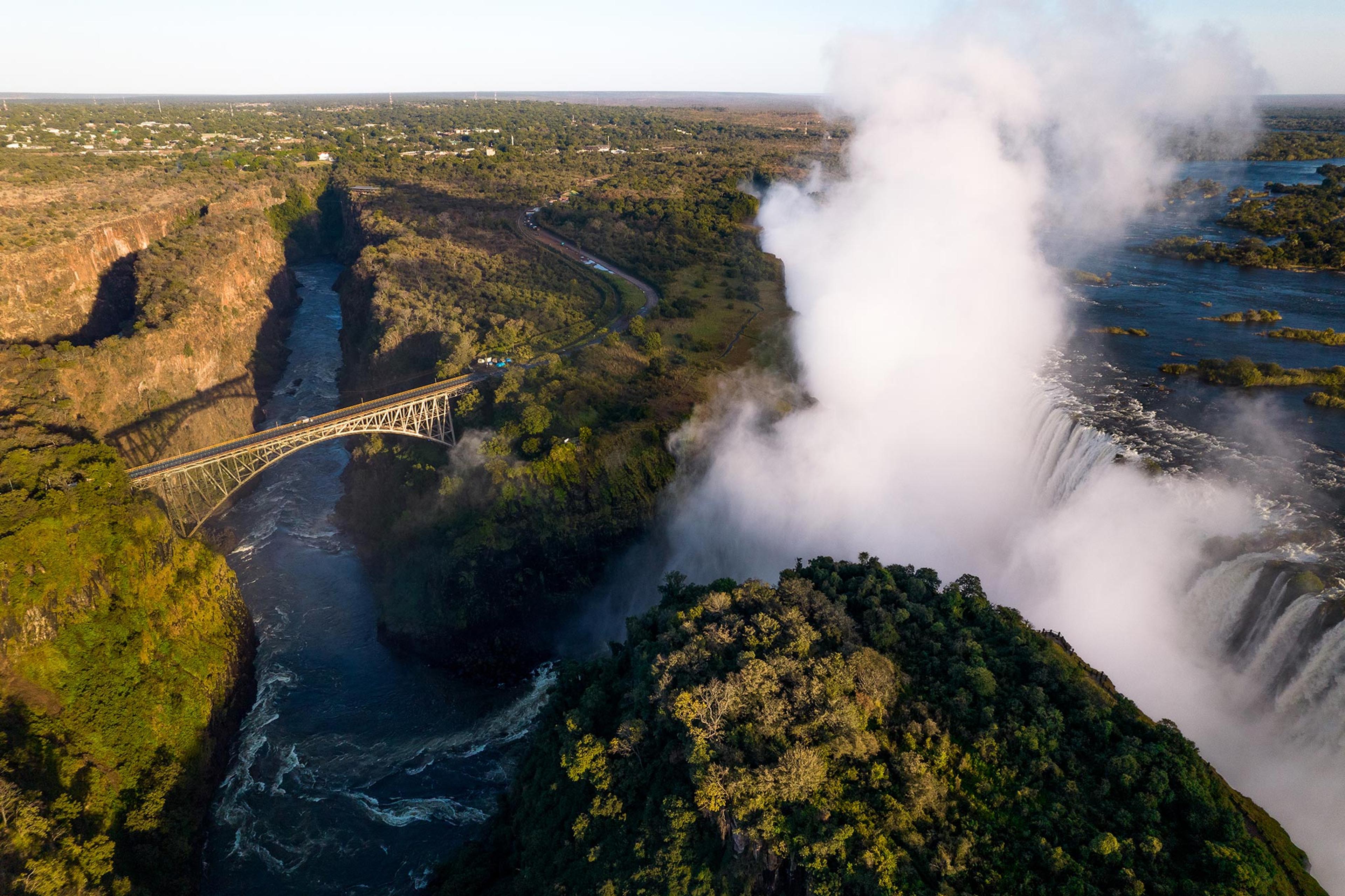 felix-studios-vic-falls-island-lodge-315-1.jpg