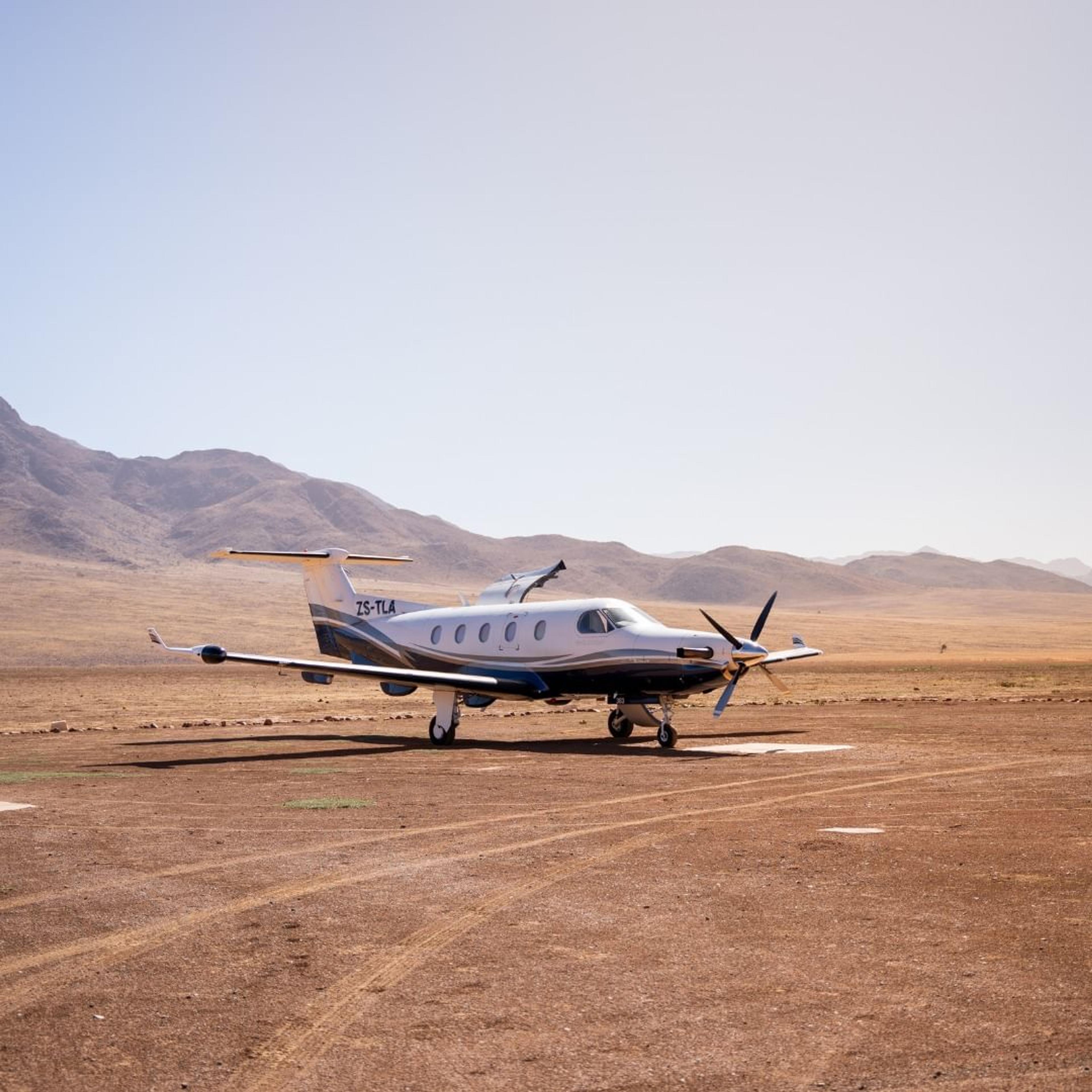 2. wolwedanscollection-plane.jpg