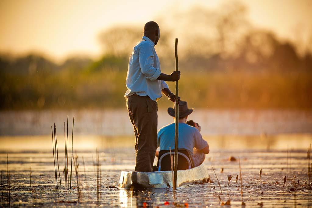 3mokoro-rides-in-botswana-okavango-delta-adobestock61901032-2.jpg