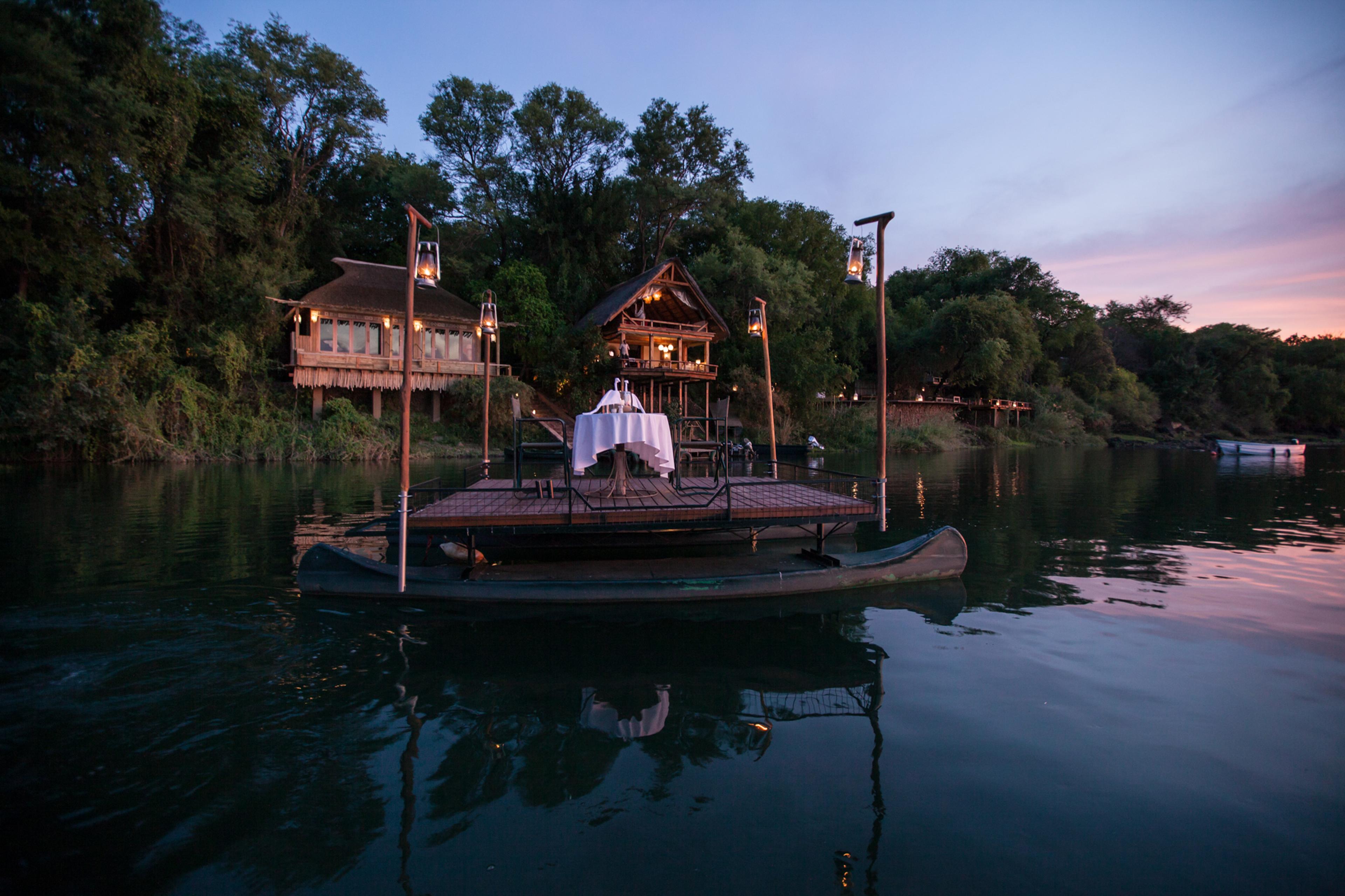 14. o2a-zimvszam-tongabezi-the_sampan.jpg