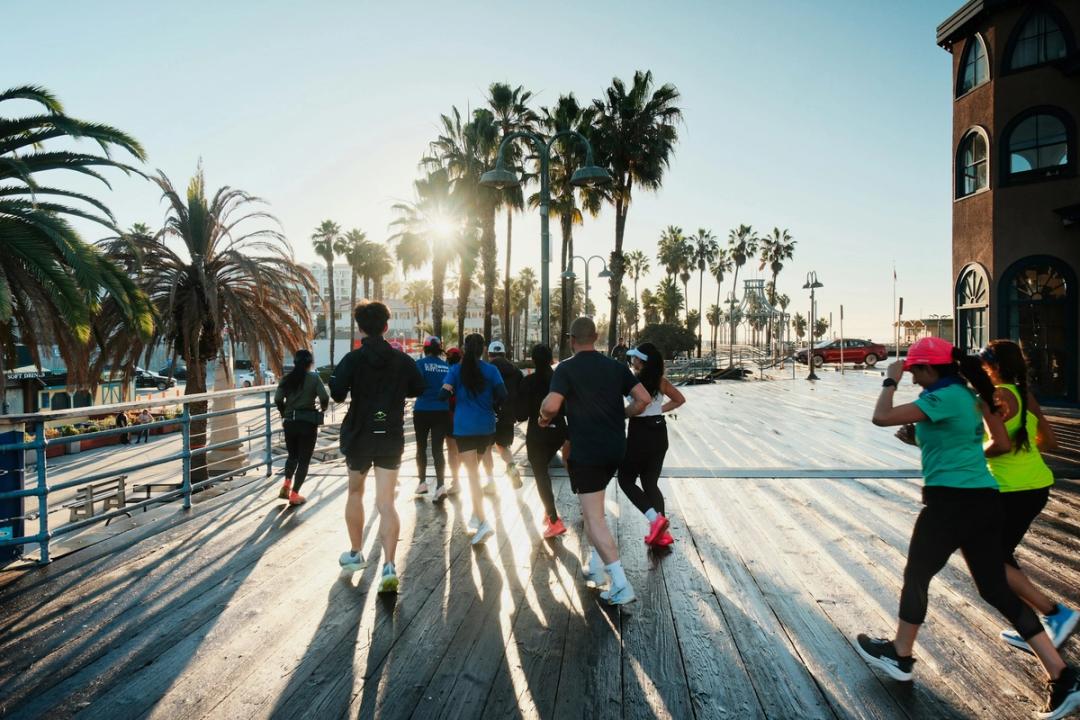Team running exercise group