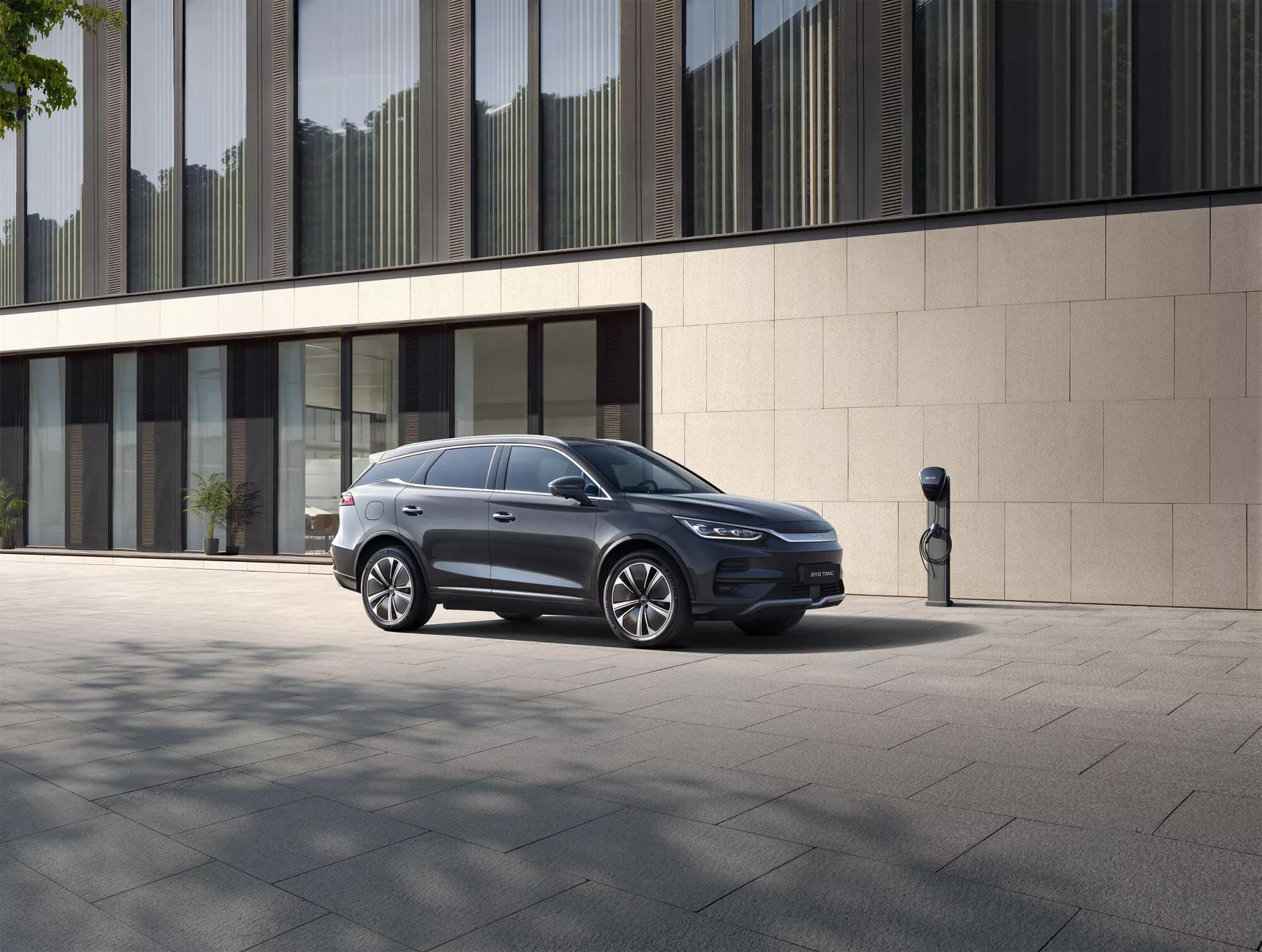 BYD Tang en España: el SUV de siete plazas que nadie comenta (y no está mal)