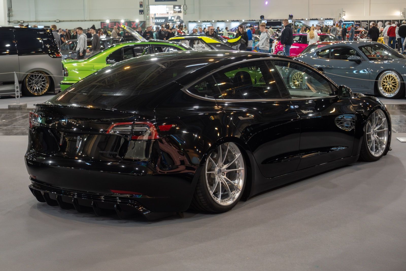 Tesla Model 3 en el Essen Motor Show 2024