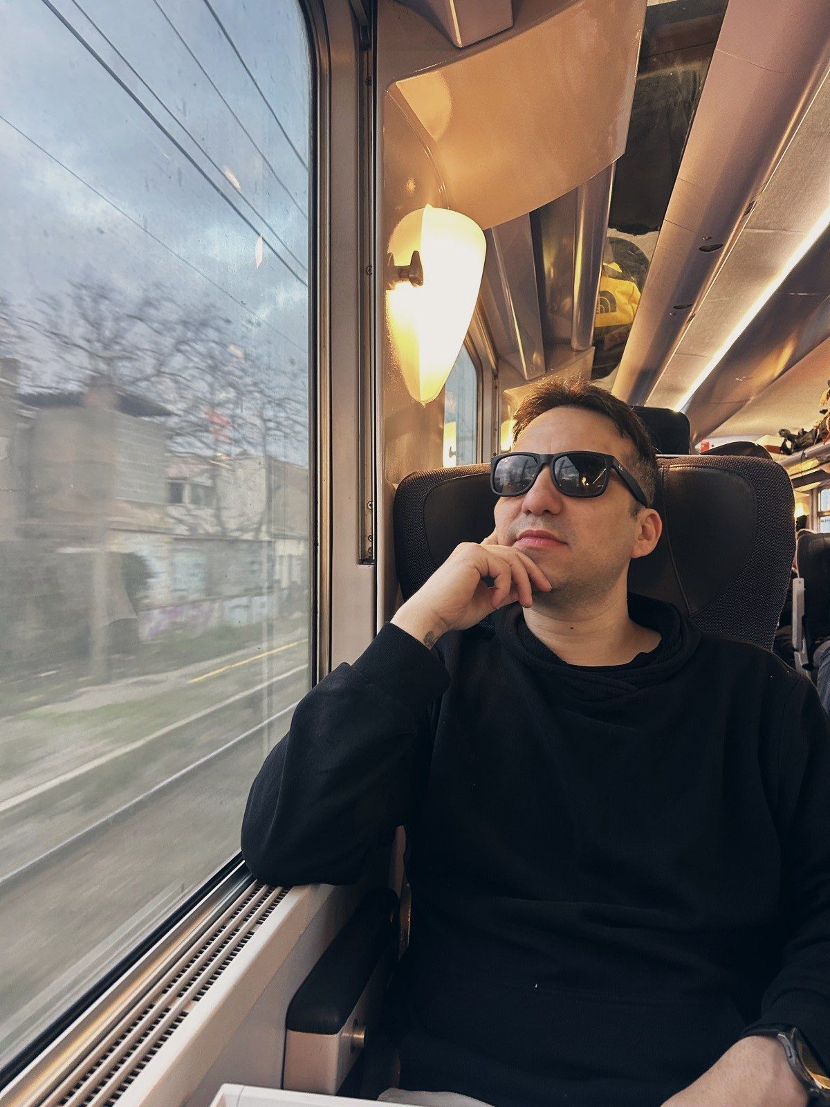 Gonzalo on the train