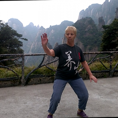 démonstration devant les chinois du mont QI YUN SHAN
