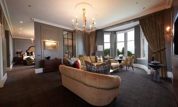 Auld House Suite