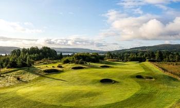 the-carrick-hole-11-greens-640x380