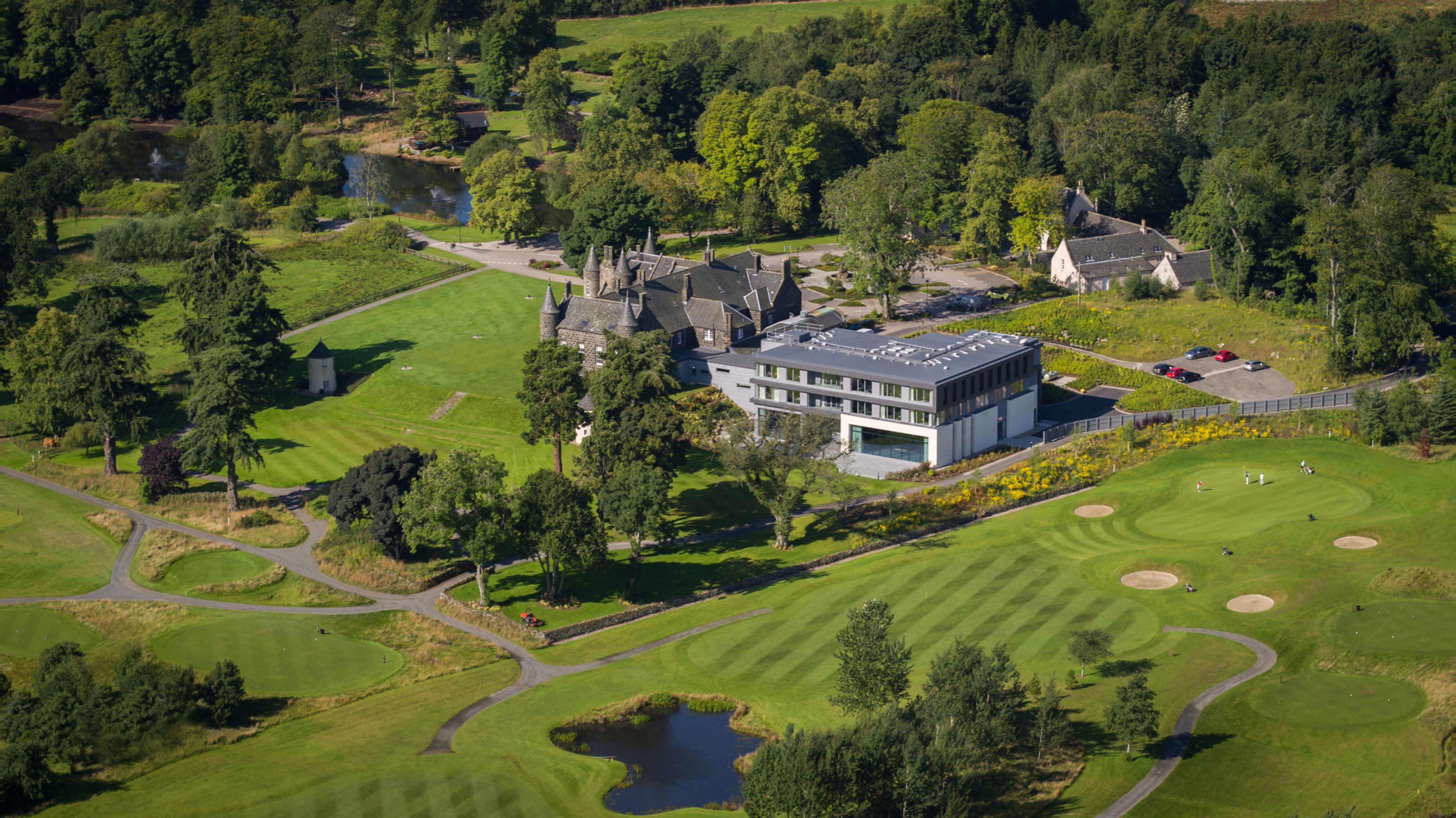 Meldrum House - 1 Night / 1 Round