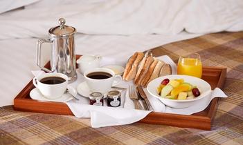 MDH_Portal_Rooms_Room330_BreakfastOnBed_UnmadeOption