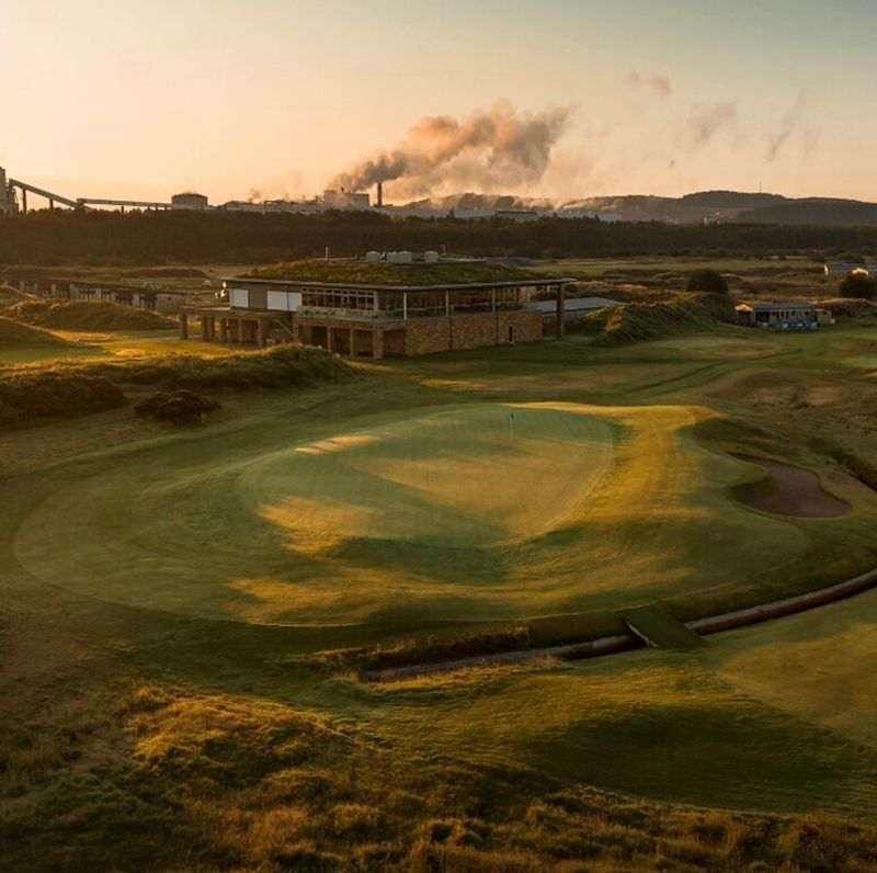 The Sherpa Guide: Dundonald Links Review​