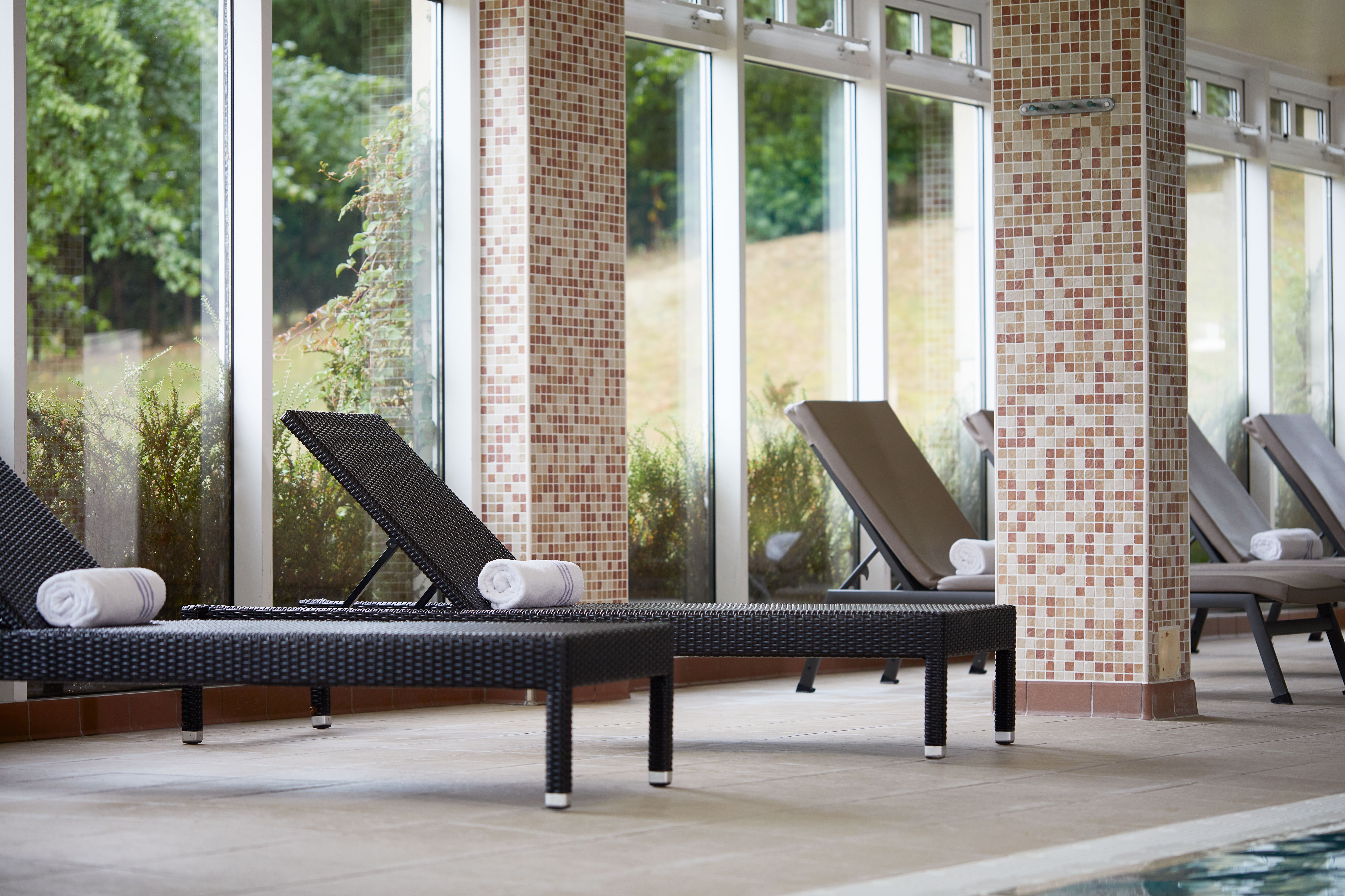 MDH_CARD_Spa_Loungers