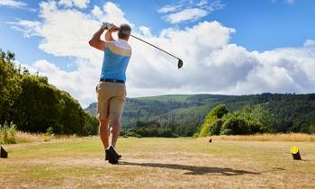 MDH_CARD_Golf_JohnTeeOff_1
