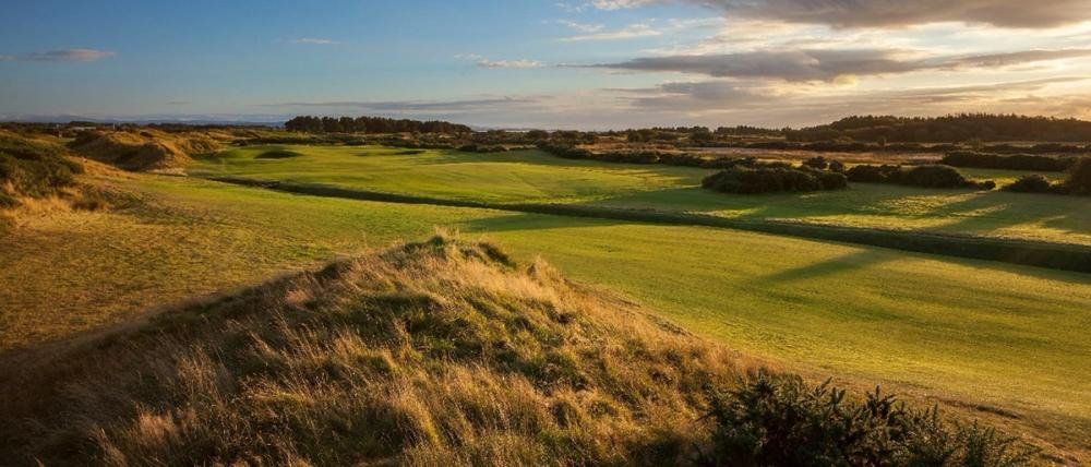 The well protected 3rd hole at Dundonald Links 