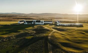 Another Place x The Machrie_golf links