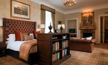 Lairds Suite - main shot