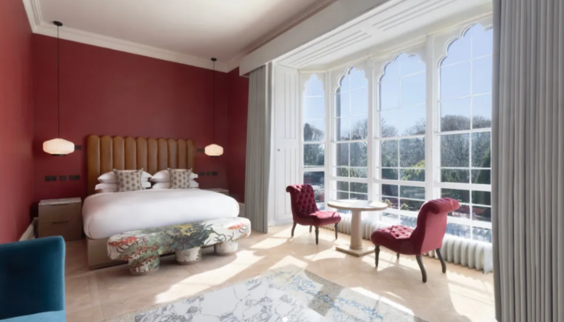 mar hall junior suite