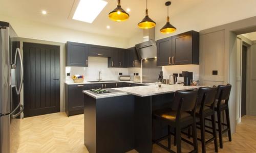 Dundonlad-Links_30487_4-bed-kitchen-min