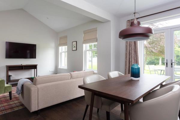 Roxburgh Cottage