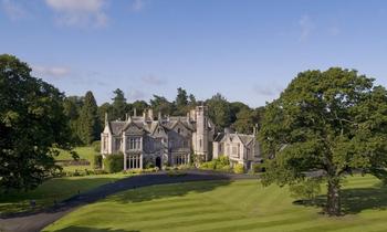 petspyjamas-dog-friendly-travel-schloss-roxburghe-hotel-scotland-external-01-scaled-1