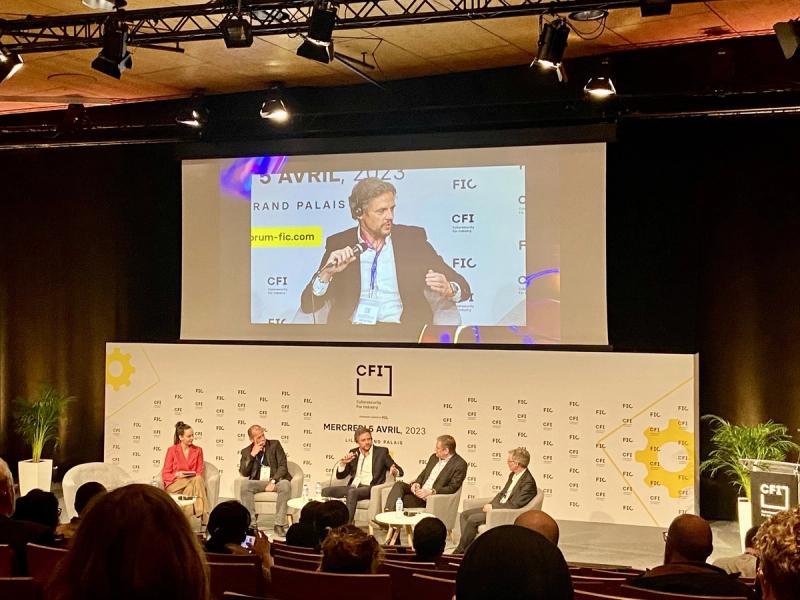 Panel-Diskussion auf einer Fachkonferenz