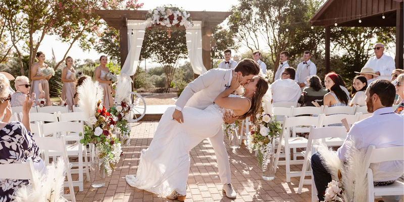 Hofmann Ranch: A Rustic-Elegant Venue near San Antonio