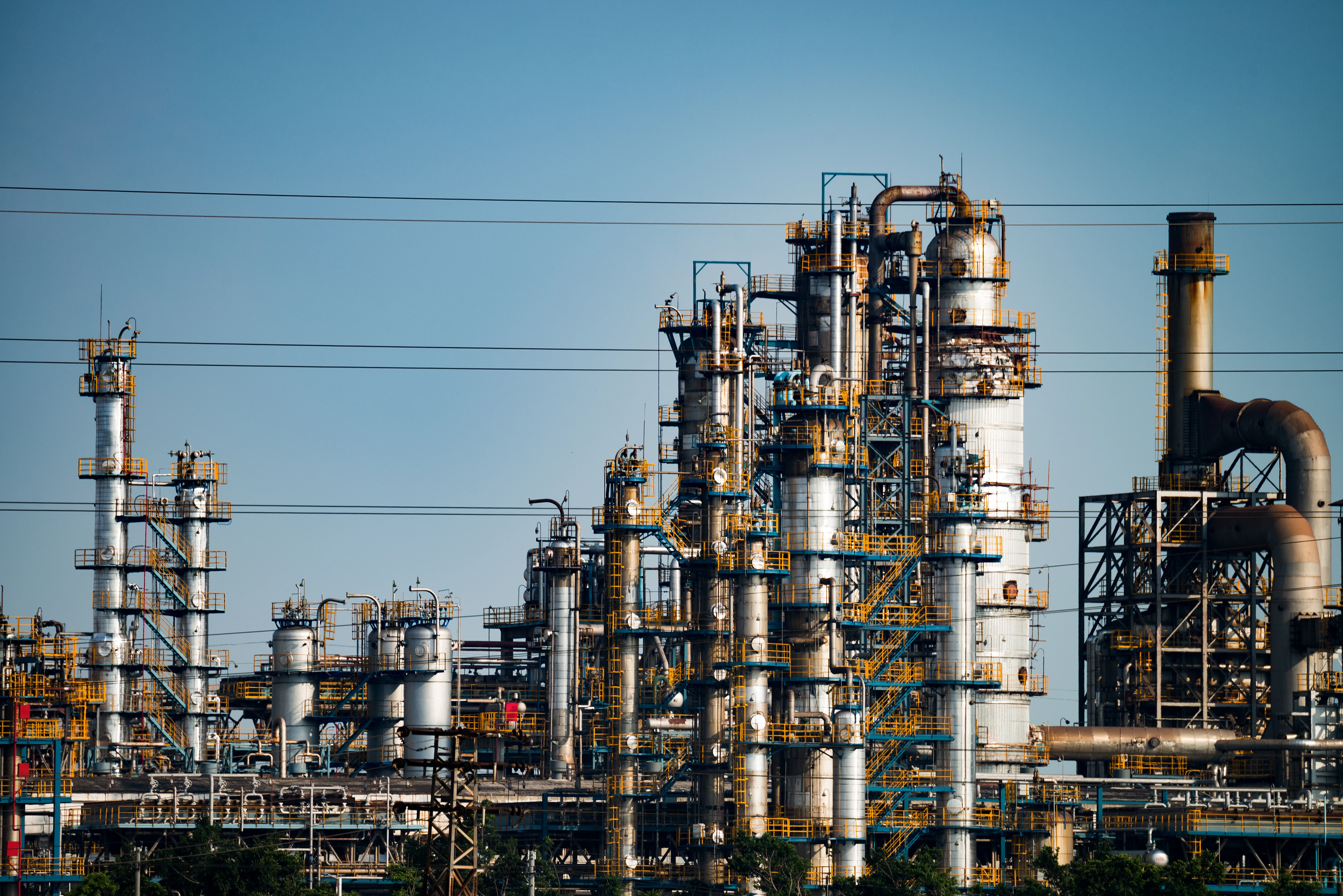 petrochem plant daytime