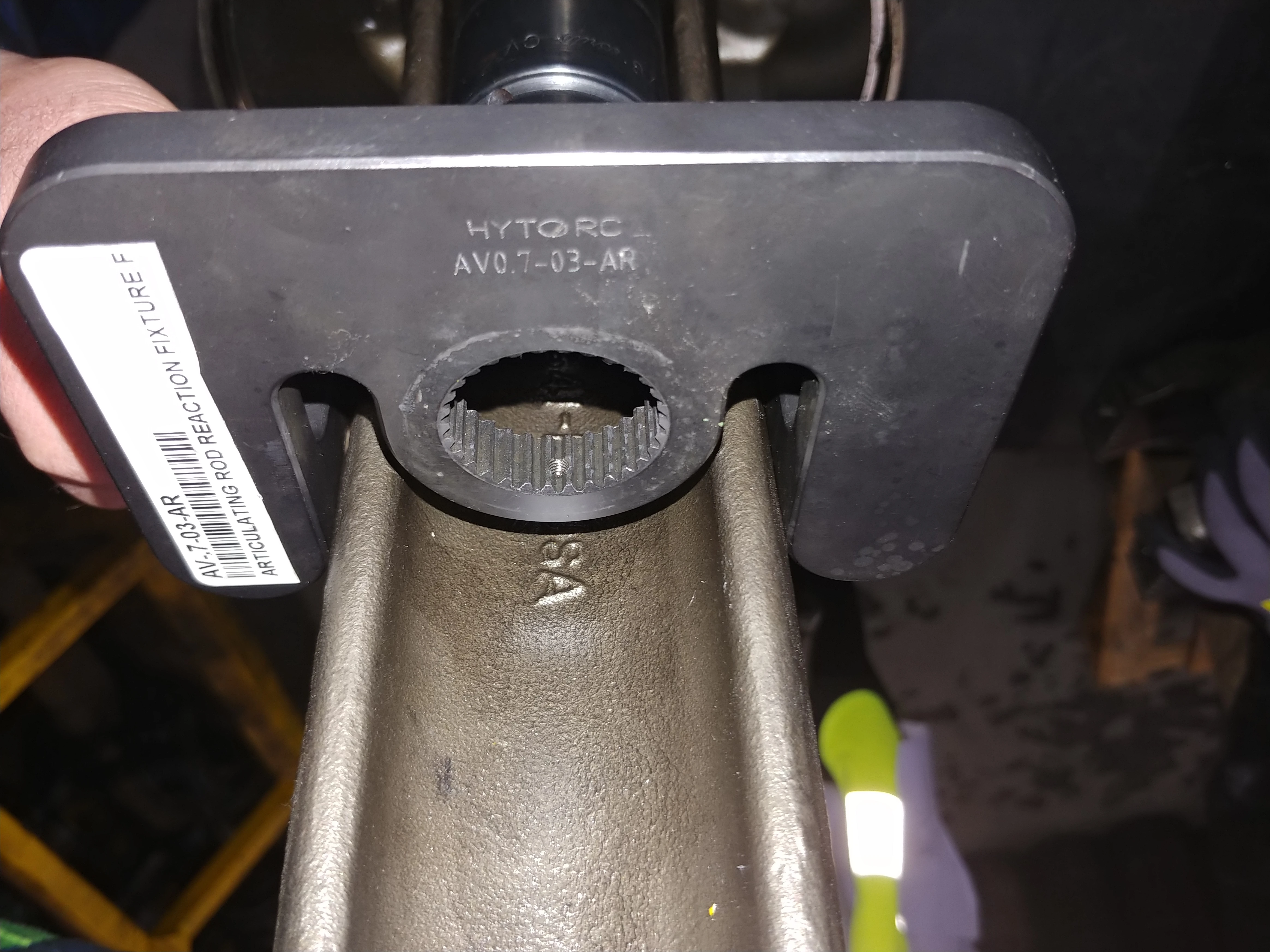 articulating rod reaction fixture hytorc tool rail