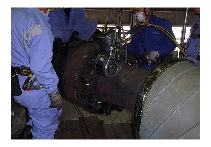 bolting on flange at power plant in japan hytorc tool