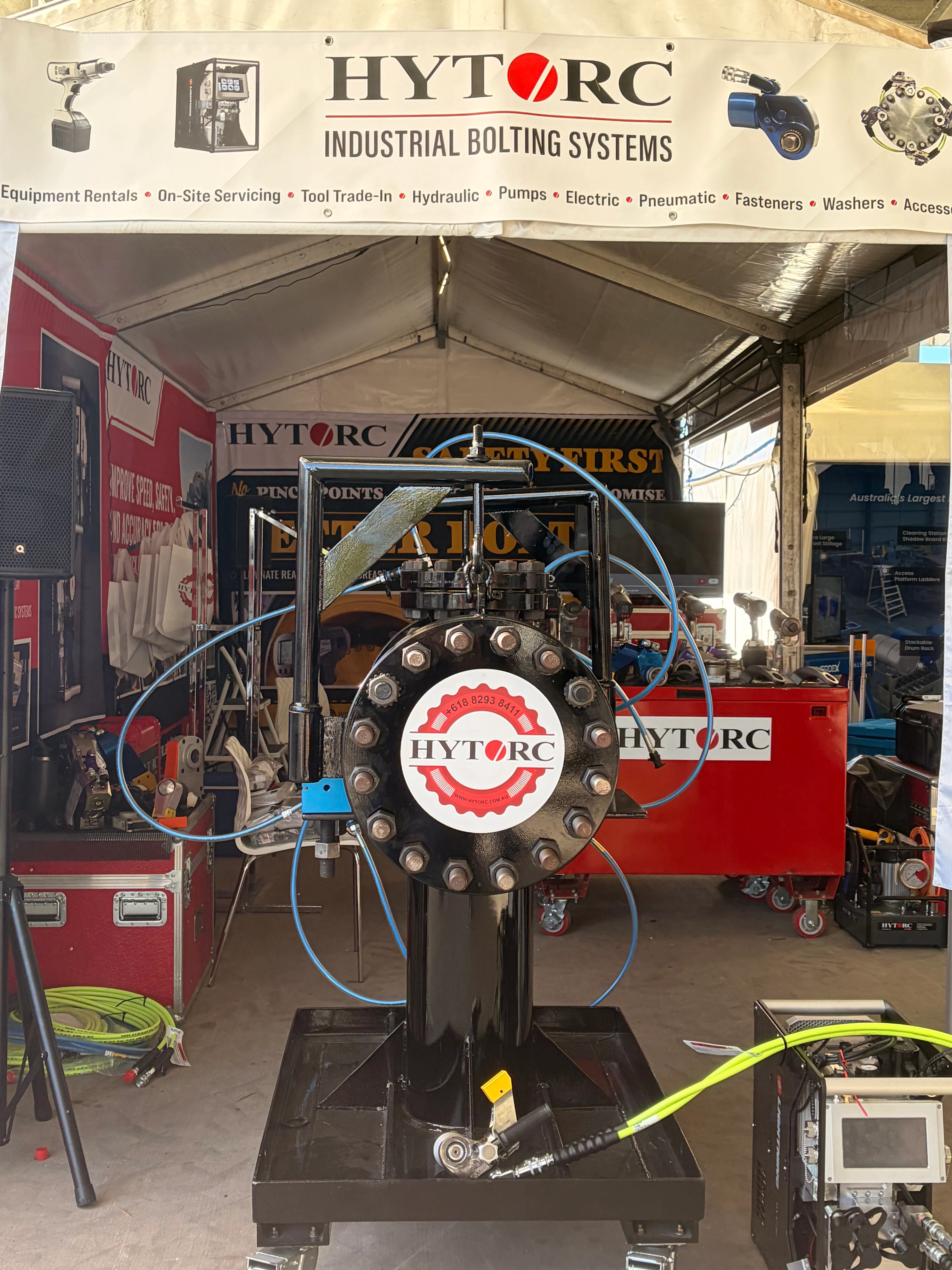 HYTORC Australia Queensland Mining & Engineering Exhibition large demo flange with bolts