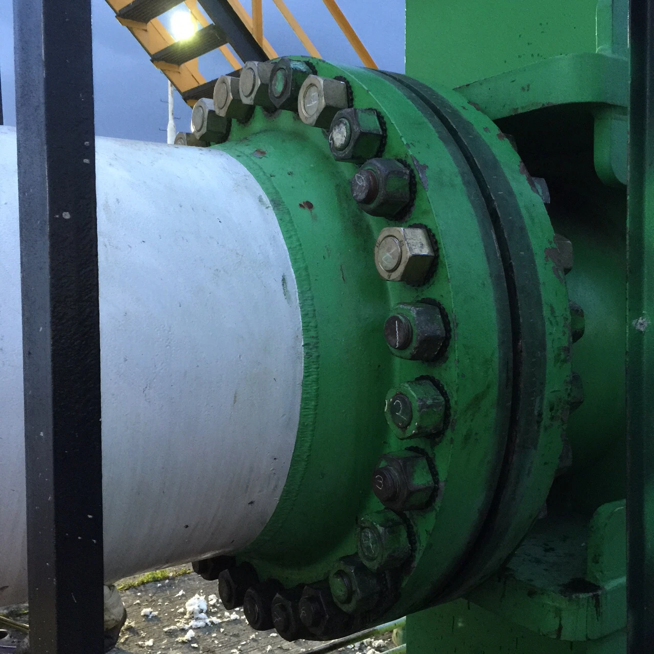 refinery flange bolts and nuts