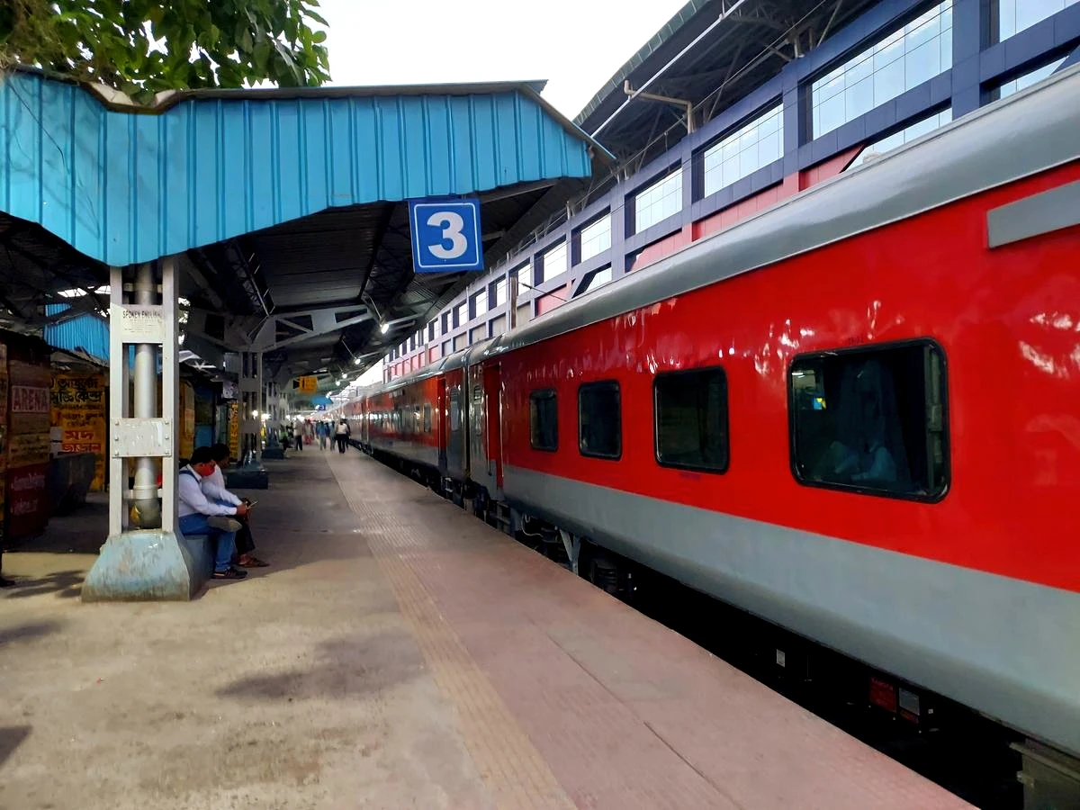 lhb passenger rail car coach in station