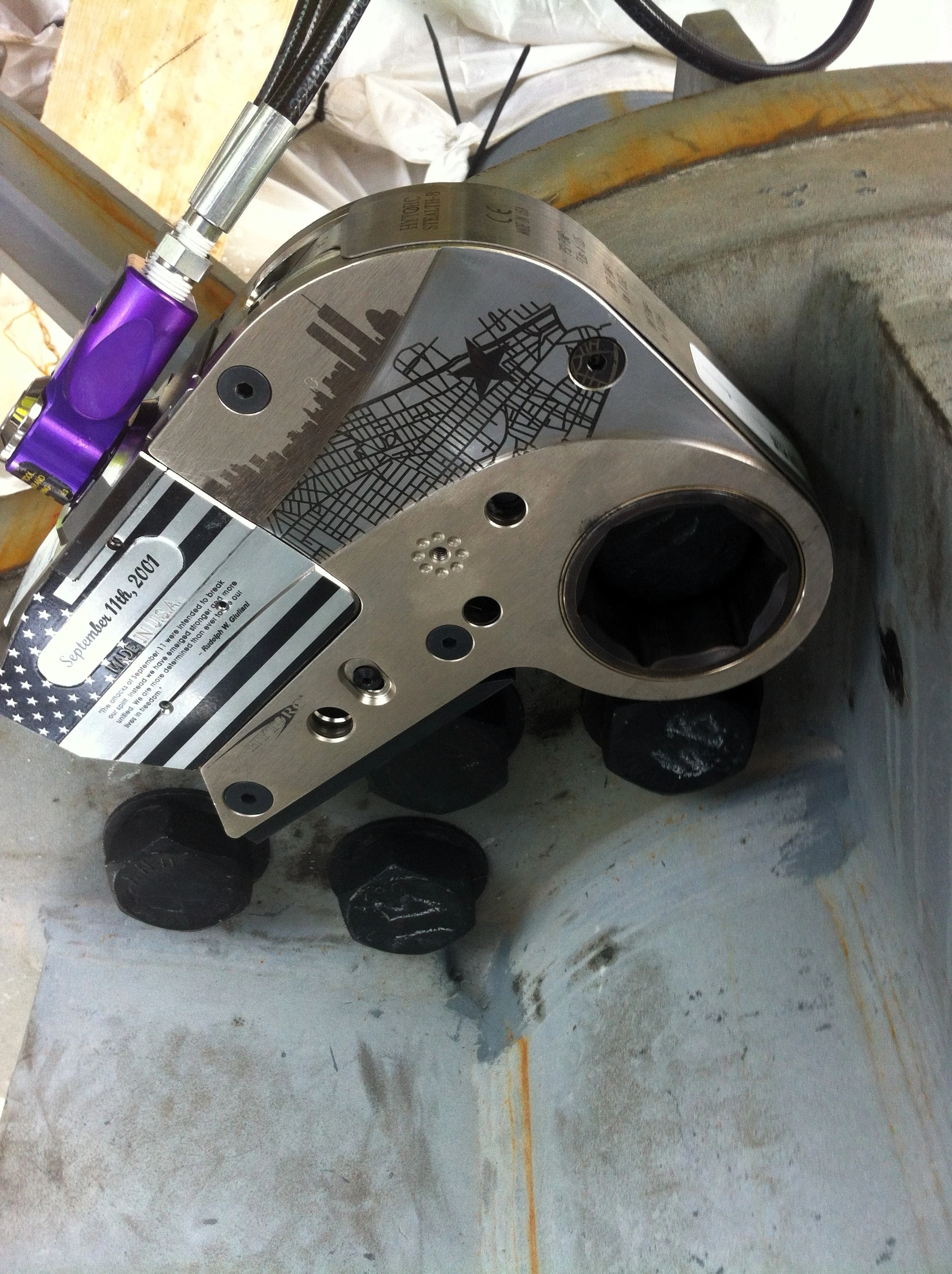 hytorc stealth hydraulic torque tool with world trade center etching 