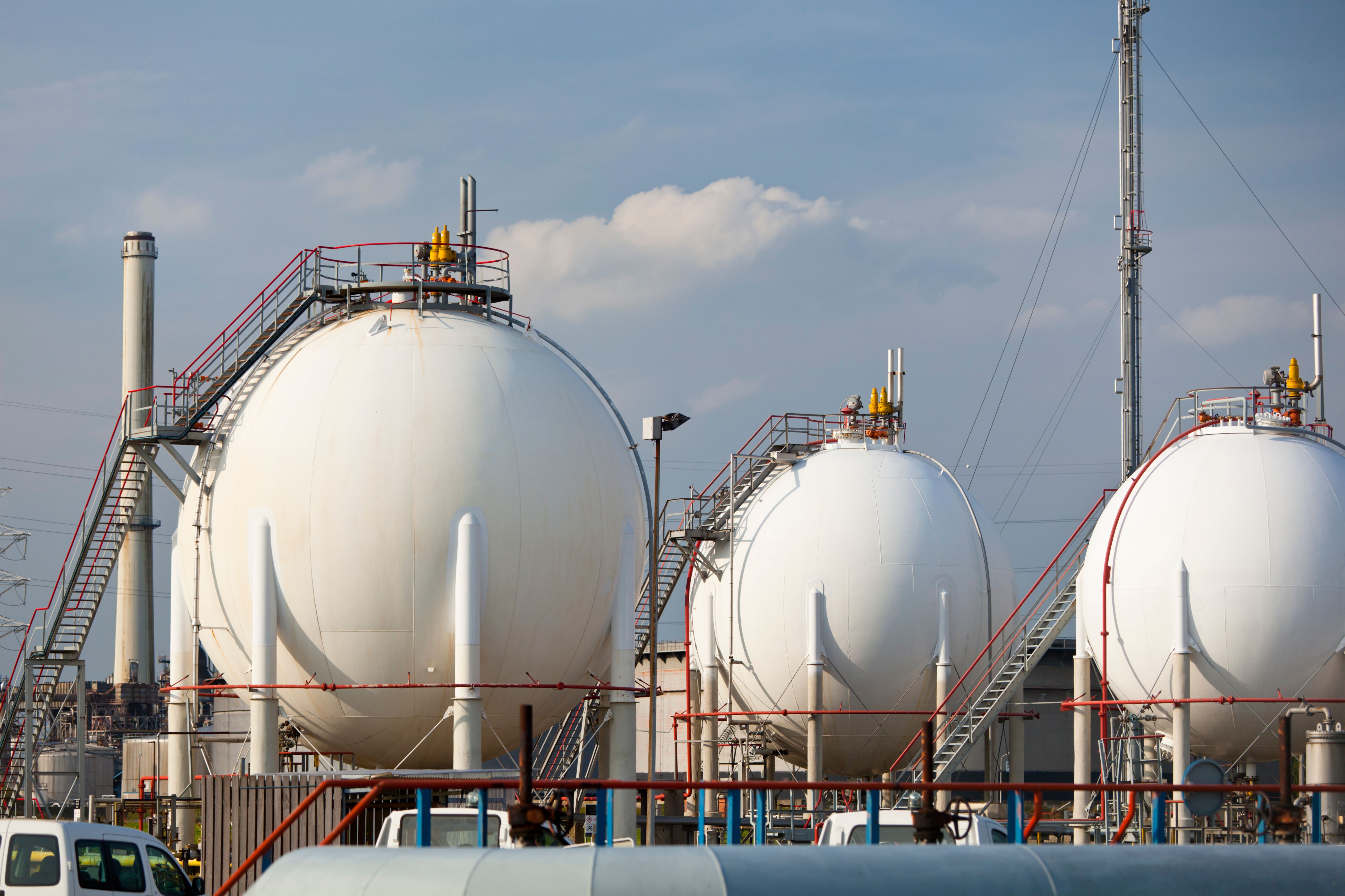LNG Facility tanks