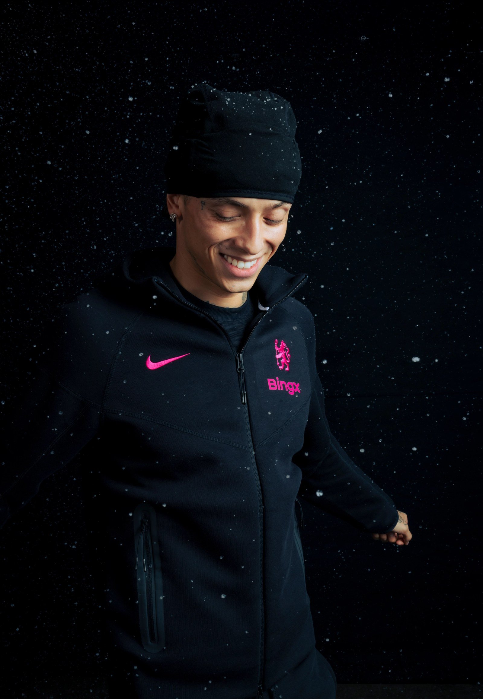 Chelsea FC Wrap Up Warm campaign portrait — image 7 of 10