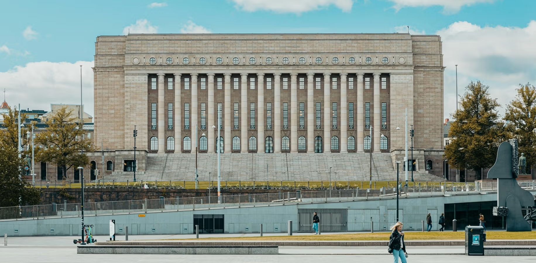 Suomen eduskuntatalo