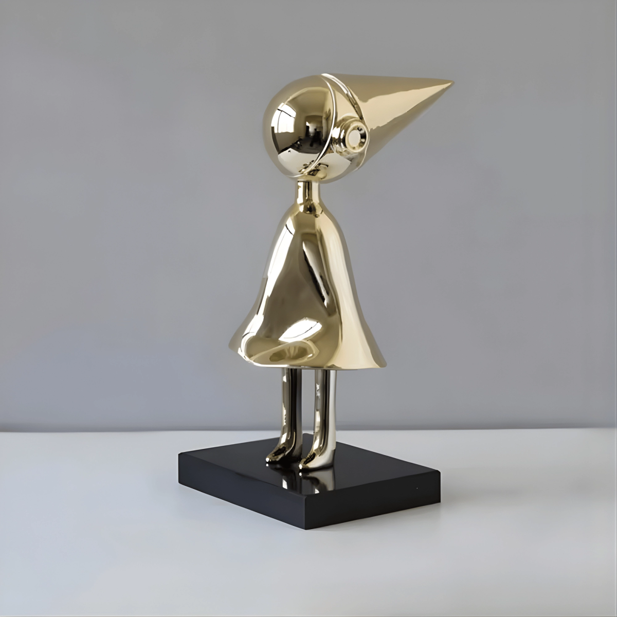 Silent Observer - Gold