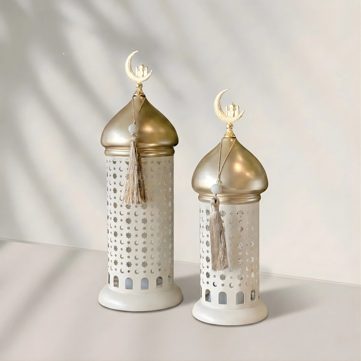 Metal Ramadan Lantern – gold