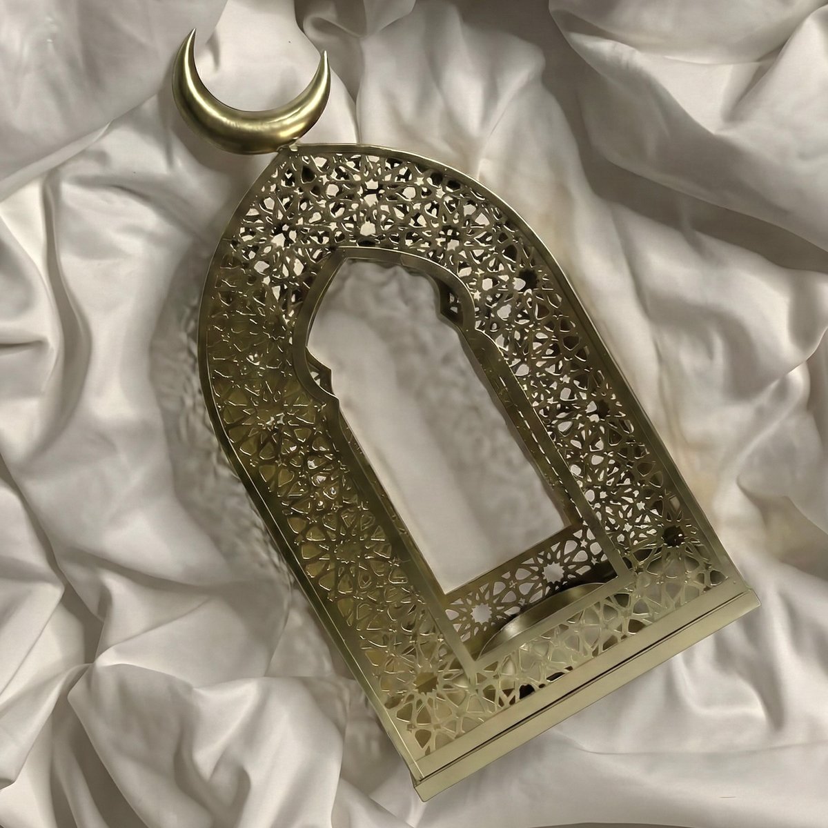 Ramadan Arch Decor – Gold