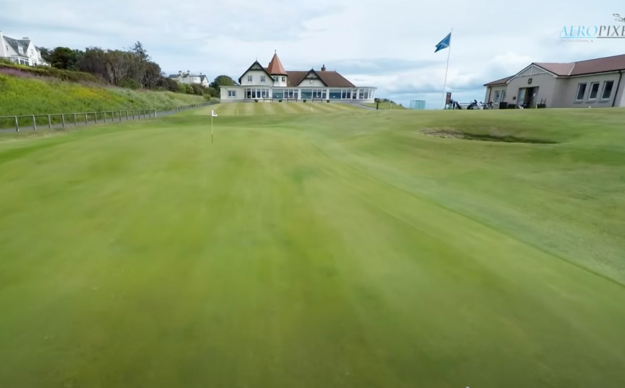 A view of the 18th green at Lundin Golf Club, with the "death bunker" perilously waiting to the right.