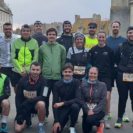 Les collaborateurs de Seifel prêts pour l'Intrail-Muros