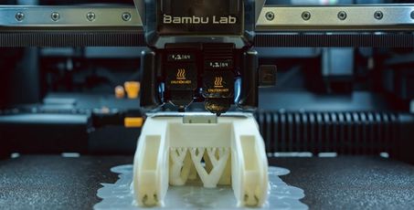 Prototype en train d’être fabriqué par une imprimante 3D