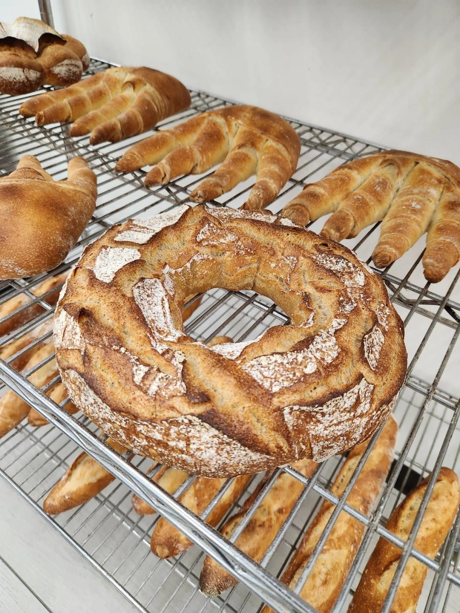 Advanced and Creative Bread and Viennoiserie with Brian Boclet — image 87