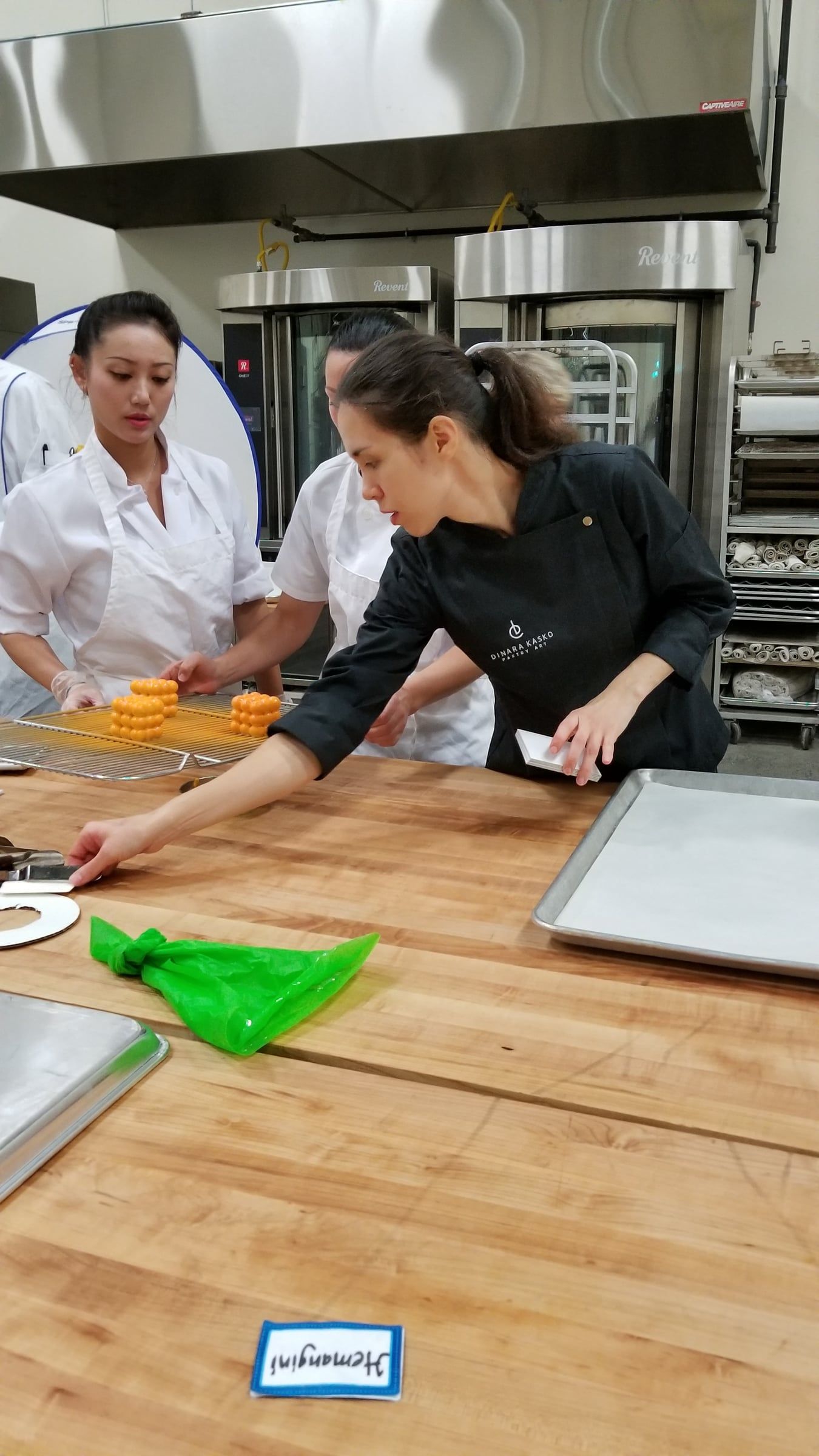 Architectural Pastry with Dinara Kasko — image 30