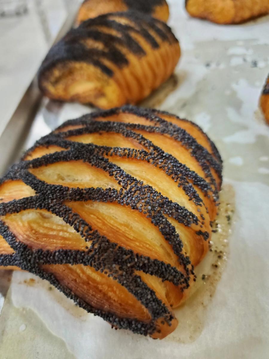 Viennoiserie by Bedros Kabranian — image 104