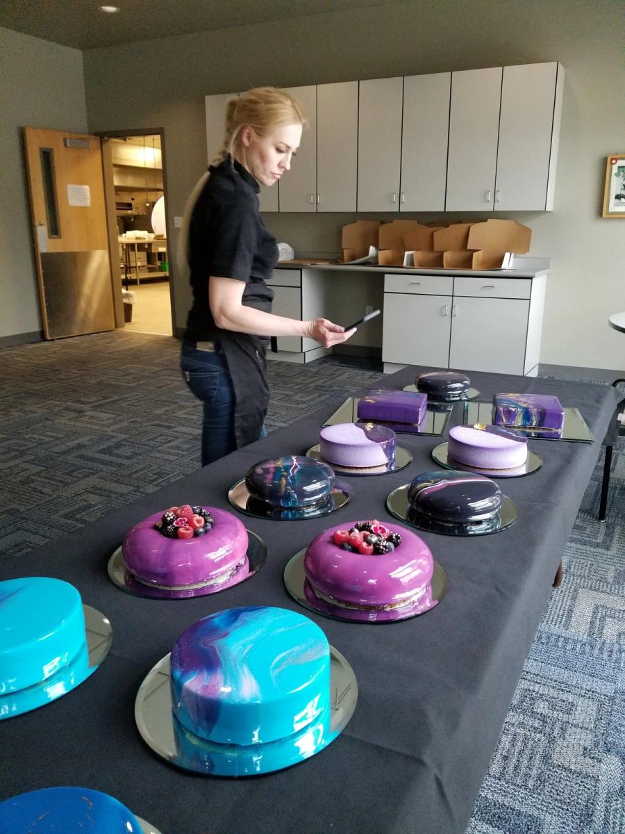 Mirror-Glaze Entremets with Olga Noskova — image 41
